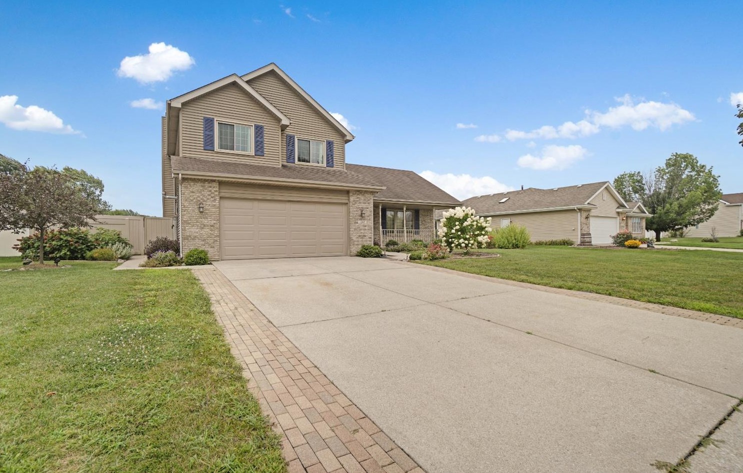 1267 Center Ross Rd, Crown Point, IN 46307