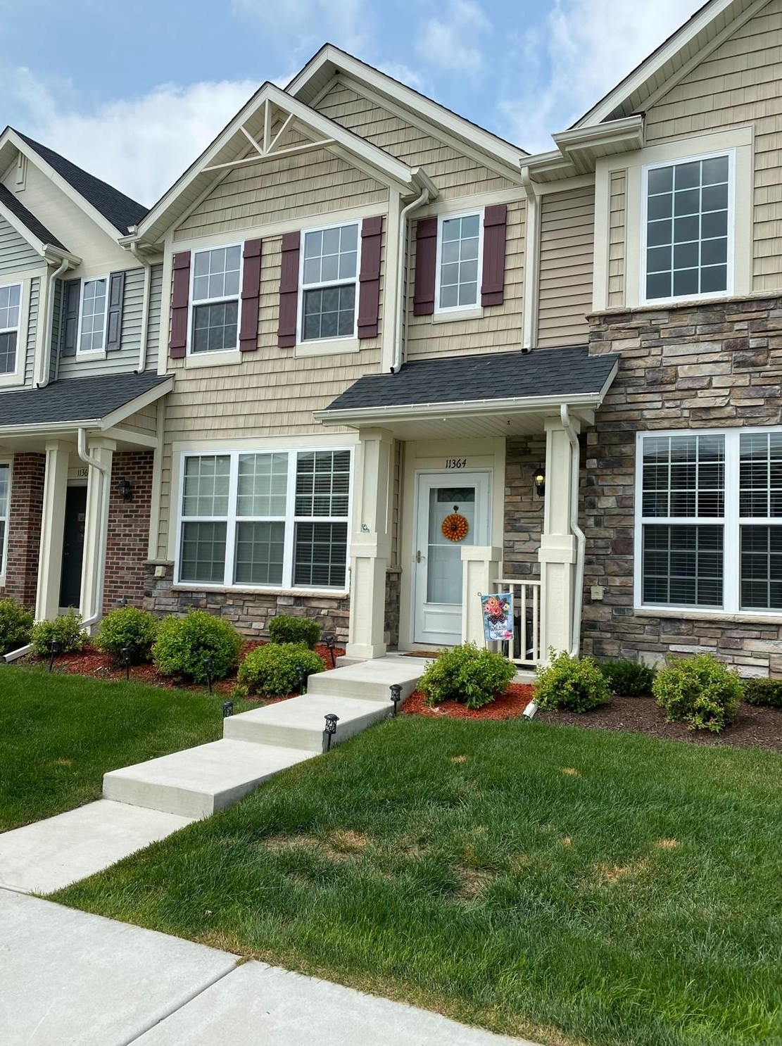 11364 Vermont St, Crown Point, IN 46307