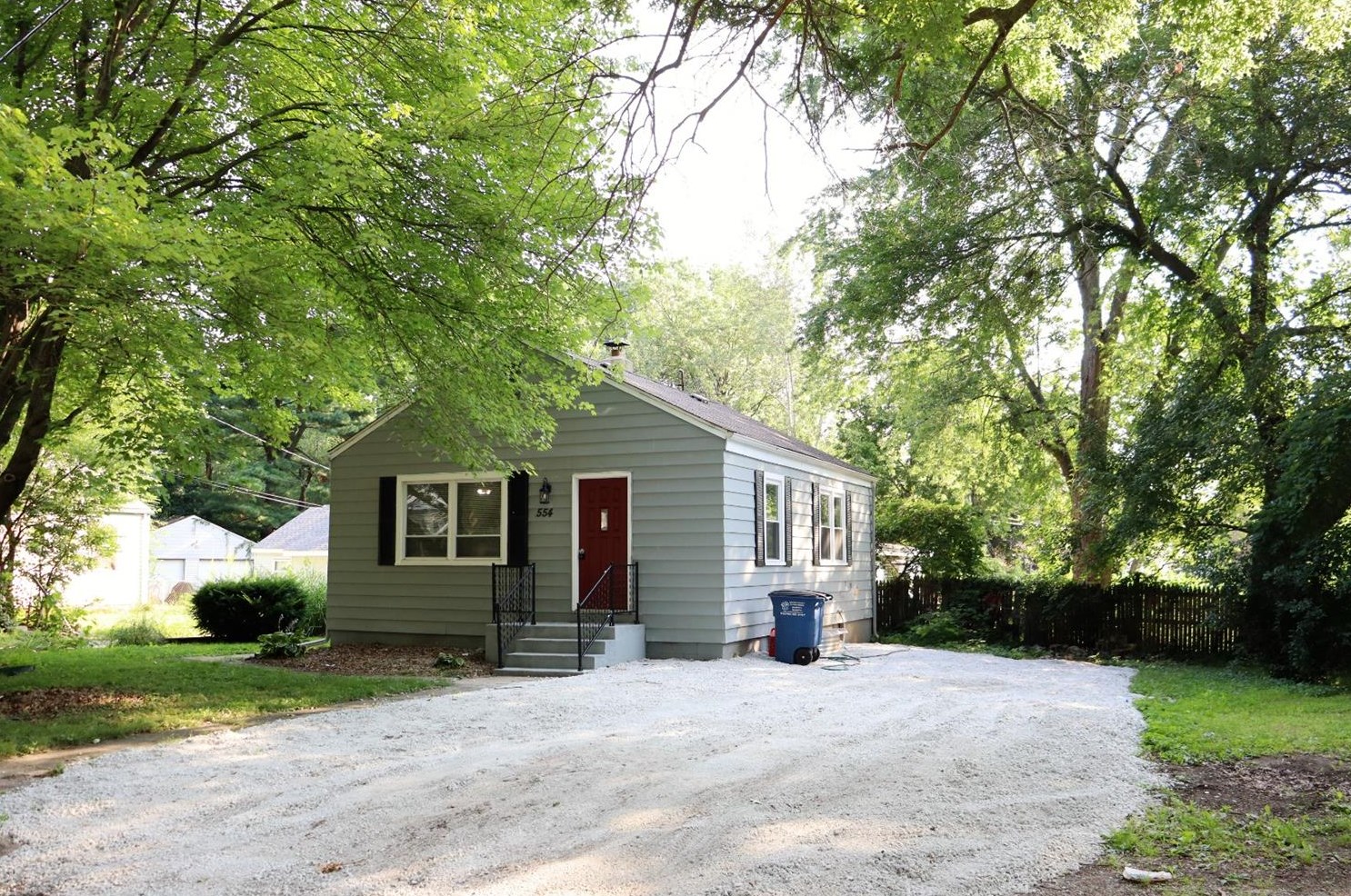 554 Circle Dr, La Porte, IN 46350-5836