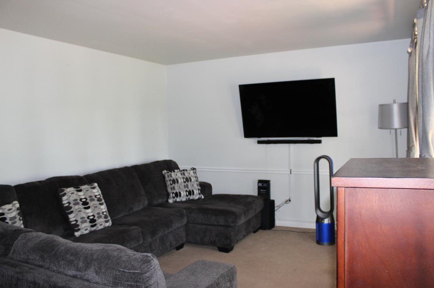 8018 Richard St, Hammond, IN 46322