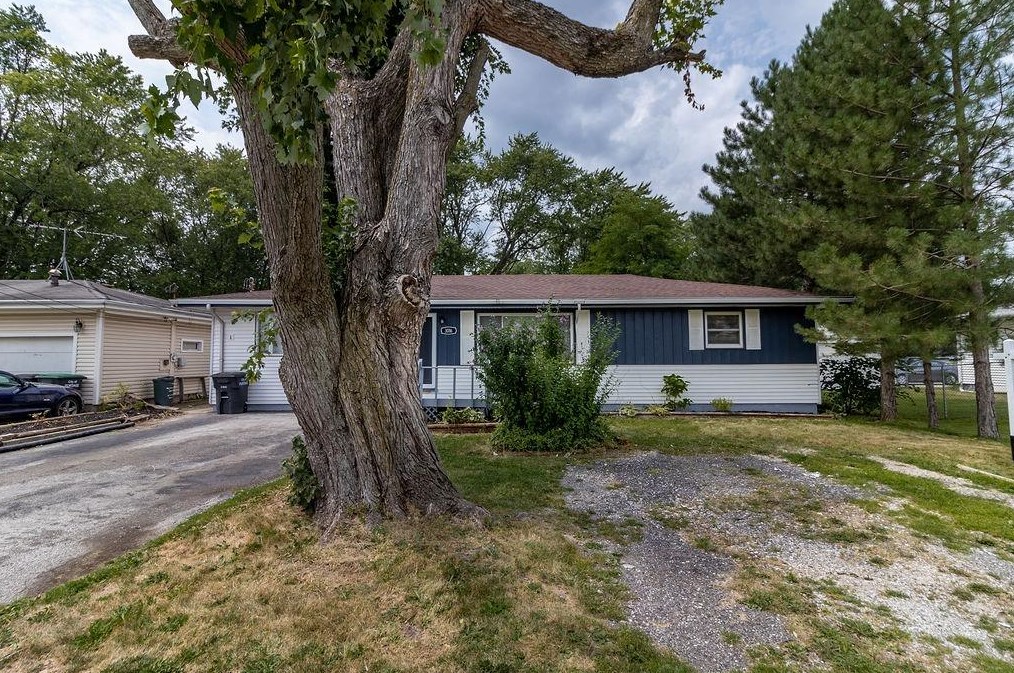3016 Oakwood St, Portage, IN 46368-4208