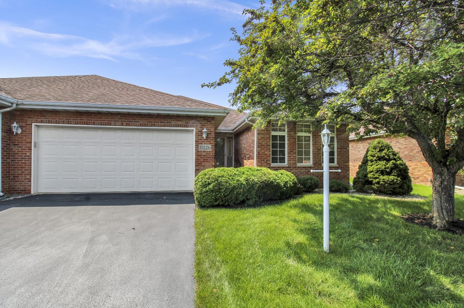 10226 Prairie Ave, Hammond, IN 46322