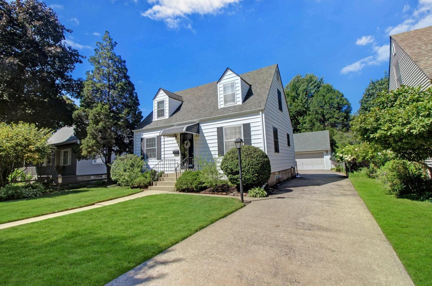 320 Indiana St, Griffith, IN 46319-2750