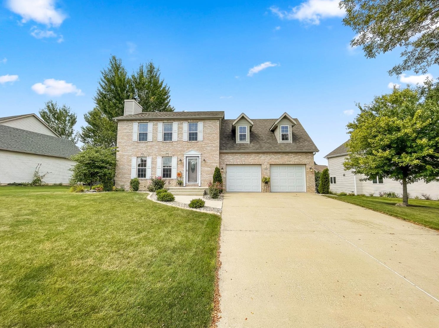 253 Moncrief Dr, Valpo, IN 46385