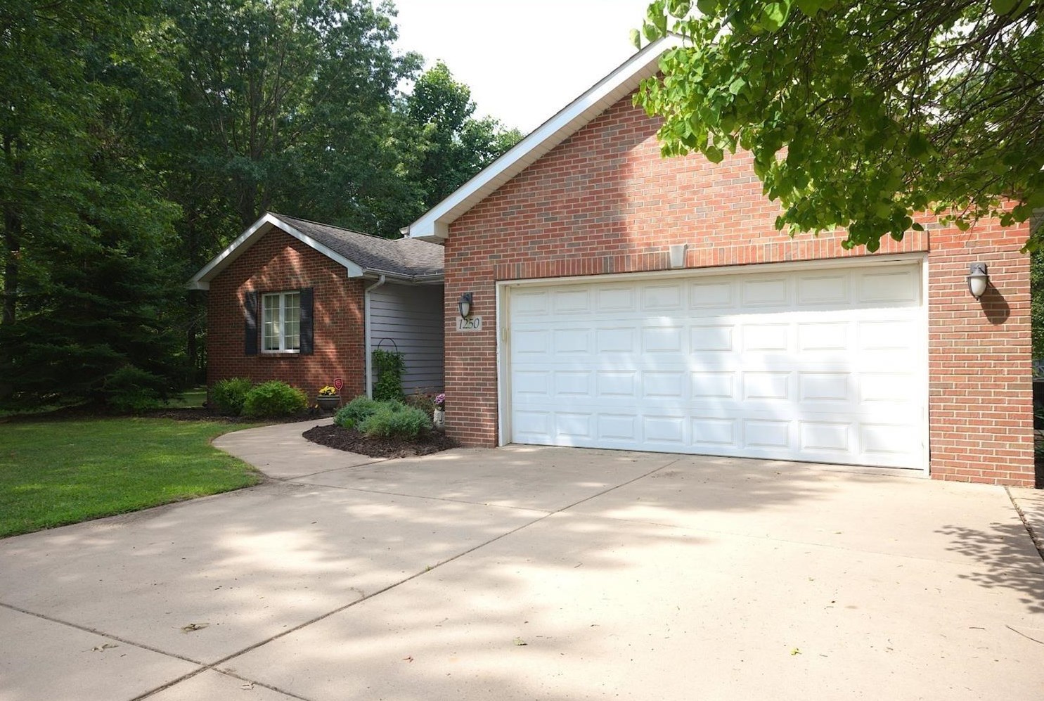 1250 Coan St, Porter, IN 46304-9764