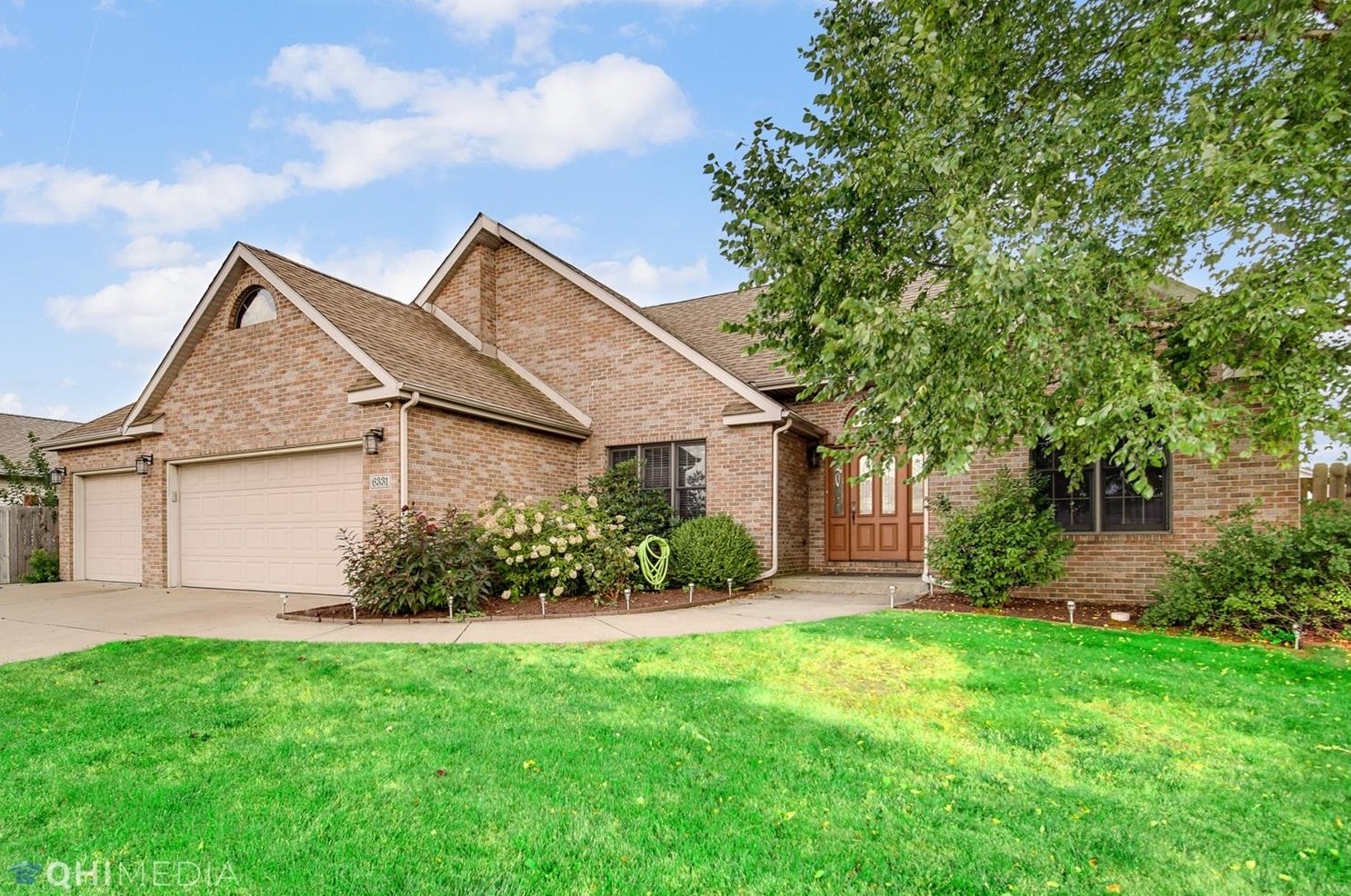 6331 Savannah Ave, Portage, IN 46368-4589