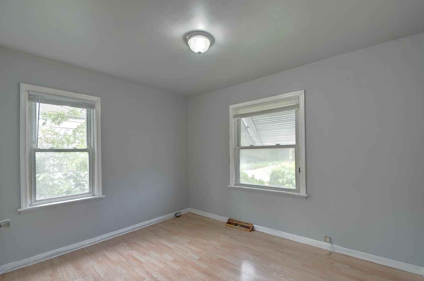 2231 Tennessee St, Gary IN  46407-3247 exterior