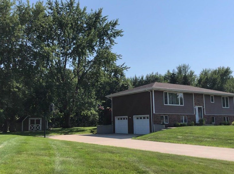 430 Split Rail Ct, Valpo, IN 46385