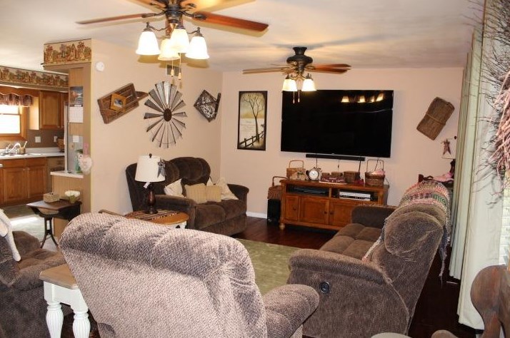 628 S 500 E, Bass Lake, IN 46534