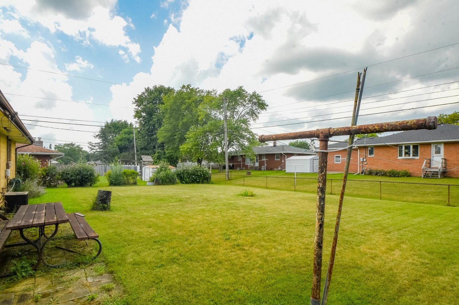 1320 W 56th Ave, Gary, IN 46410