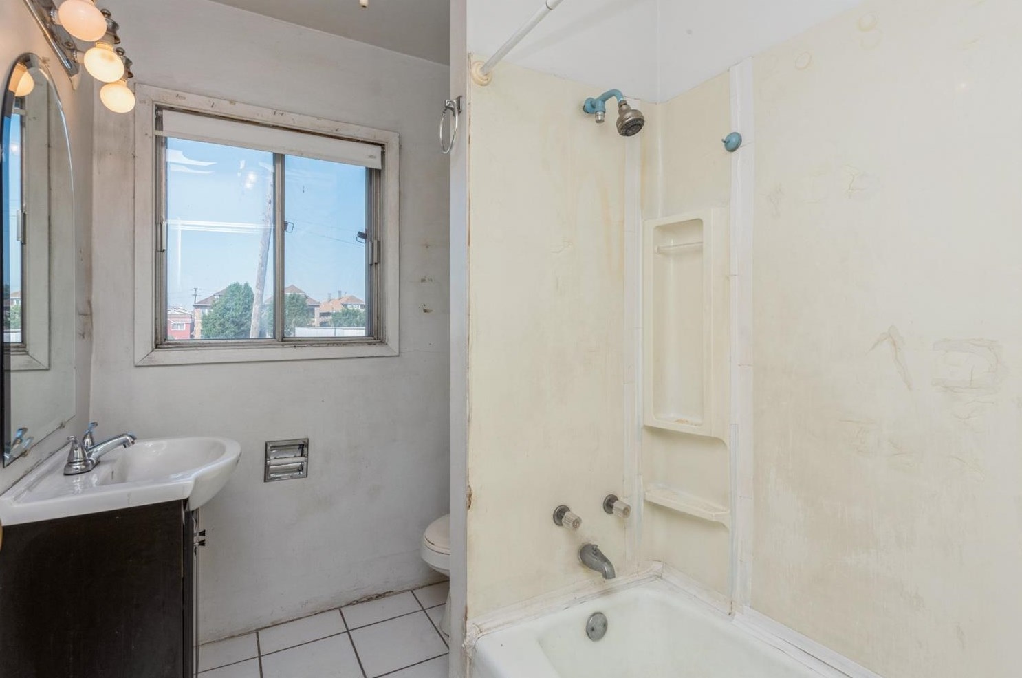 4024 Butternut St, East Chicago IN  46312-2912 exterior