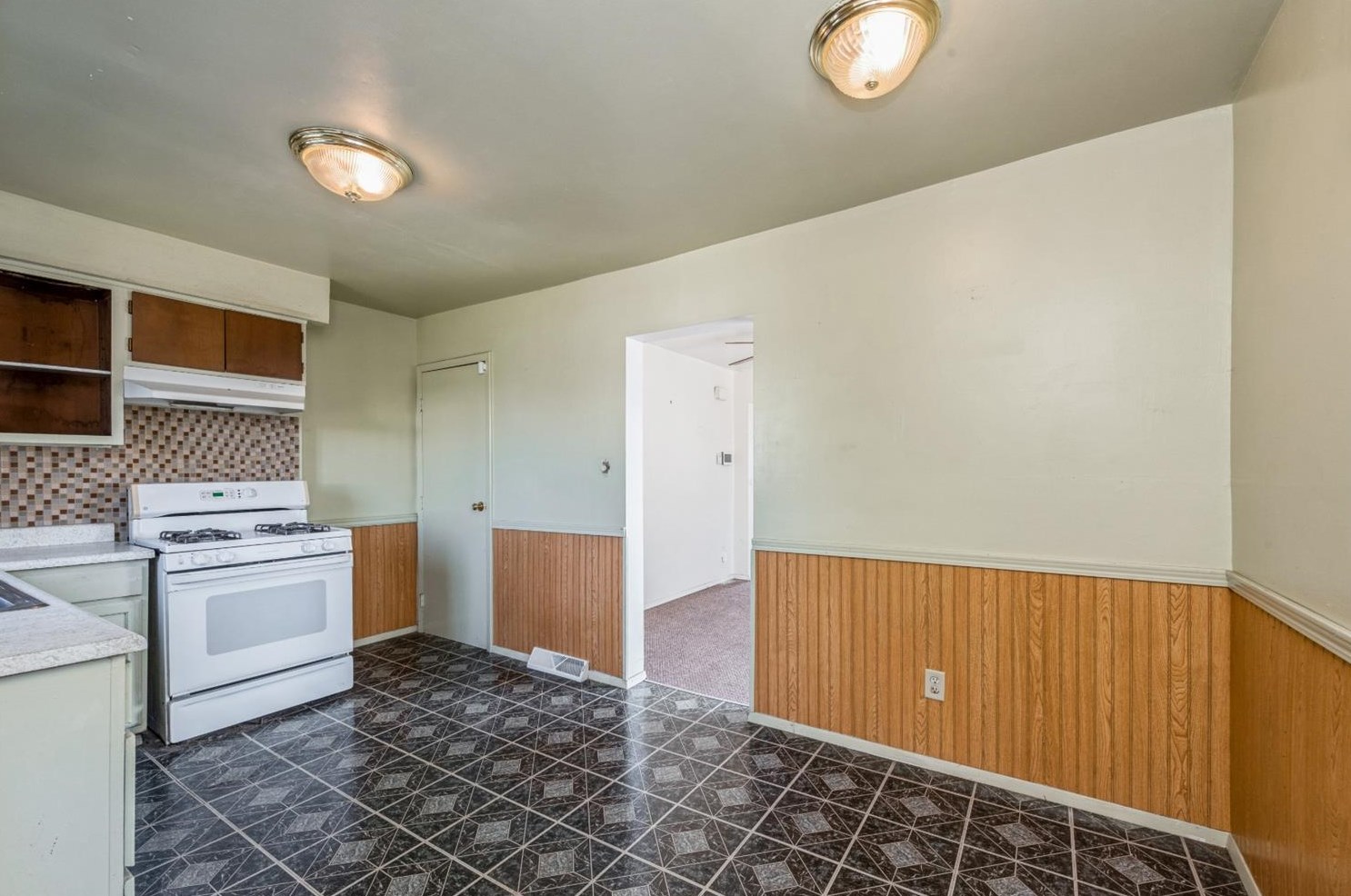 4024 Butternut St, East Chicago IN  46312-2912 exterior