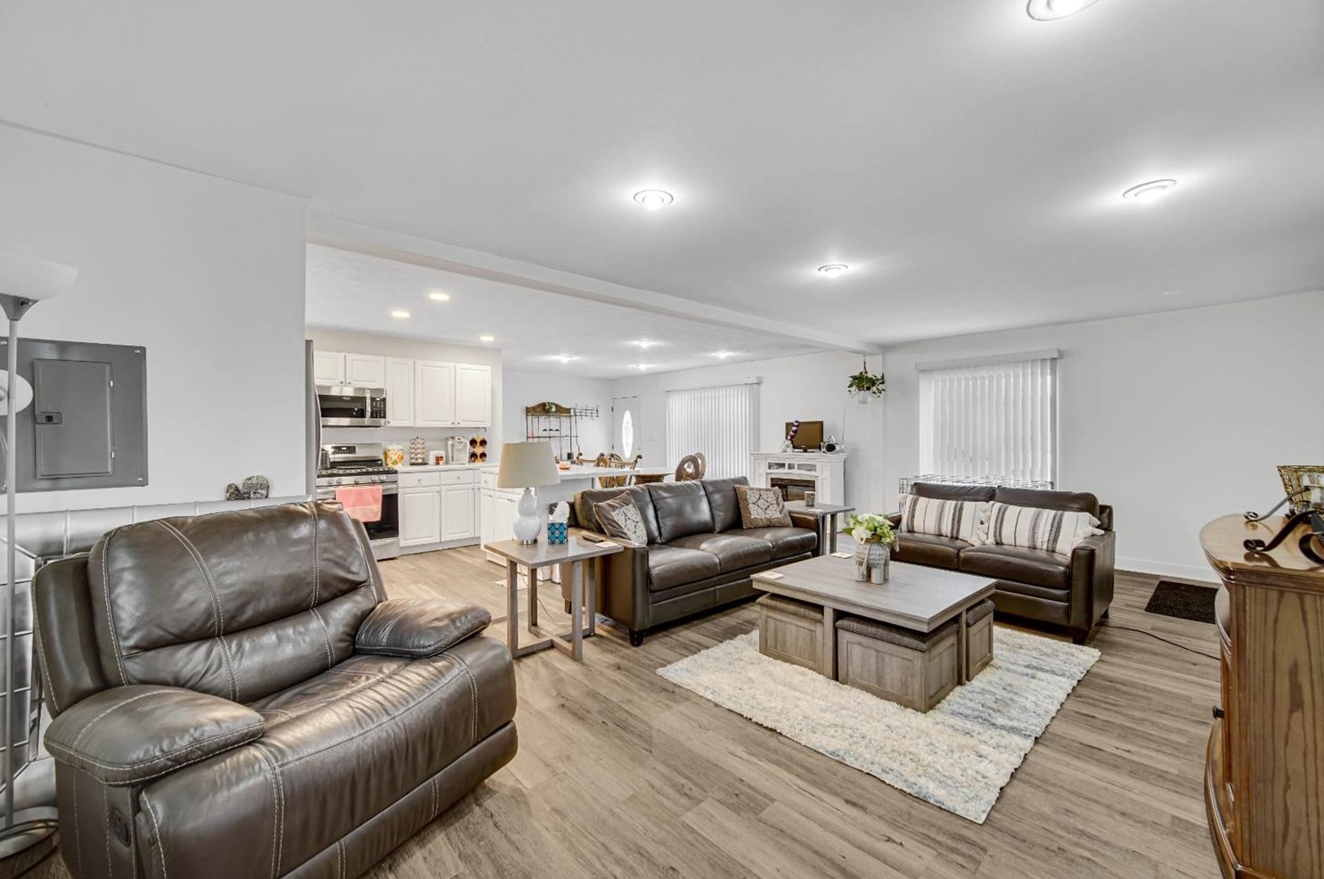 2367 Arrow St, Portage IN  46368-2601 exterior