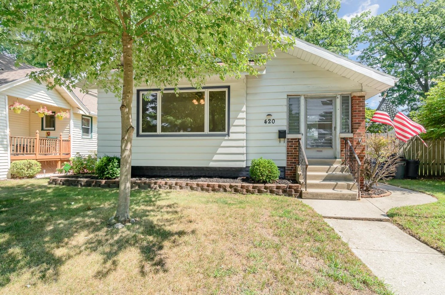 420 Dewey St, Michigan City, IN 46360-5246