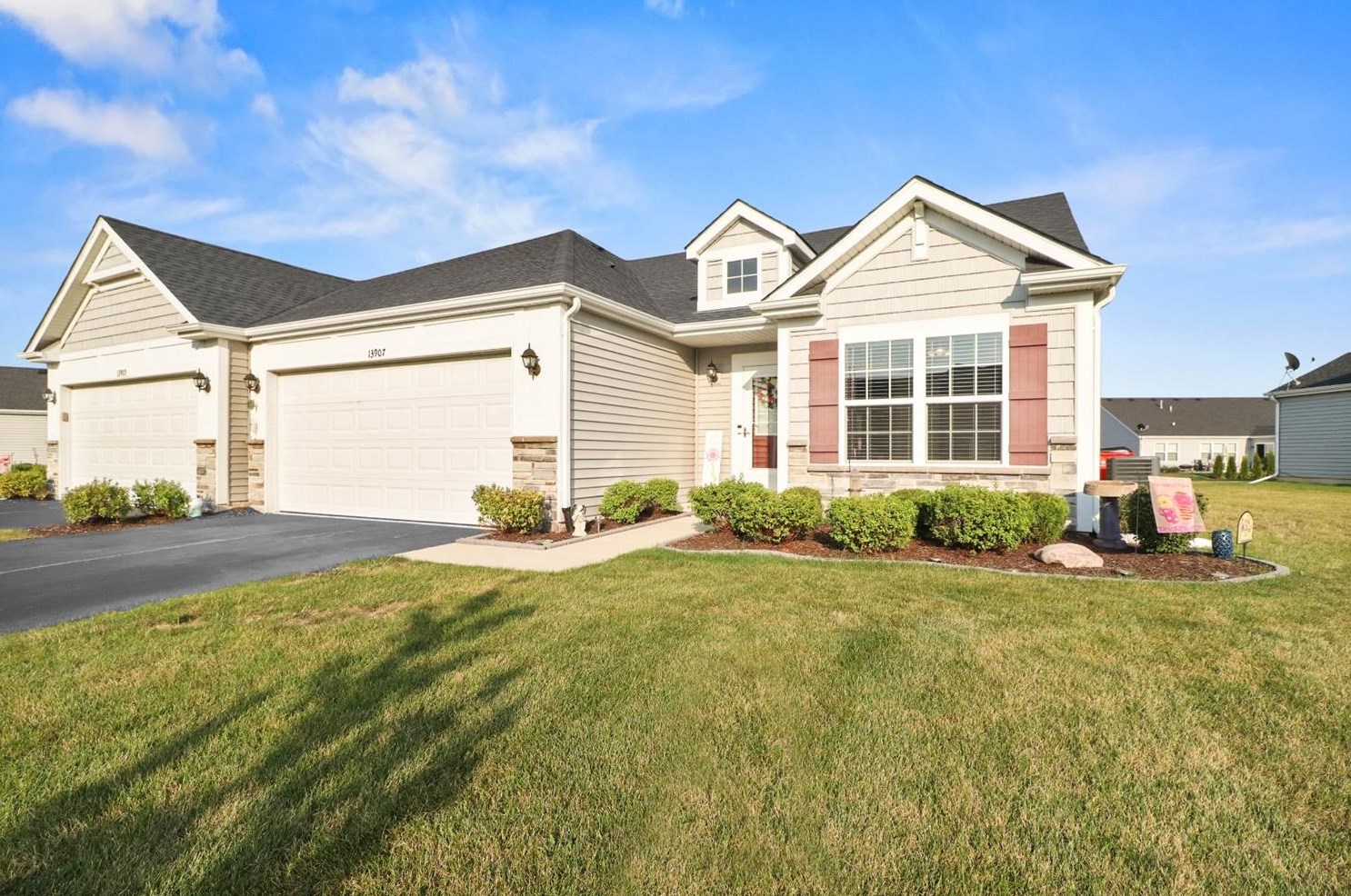 13907 Flagstaff St, Cedar Lake, IN 46303