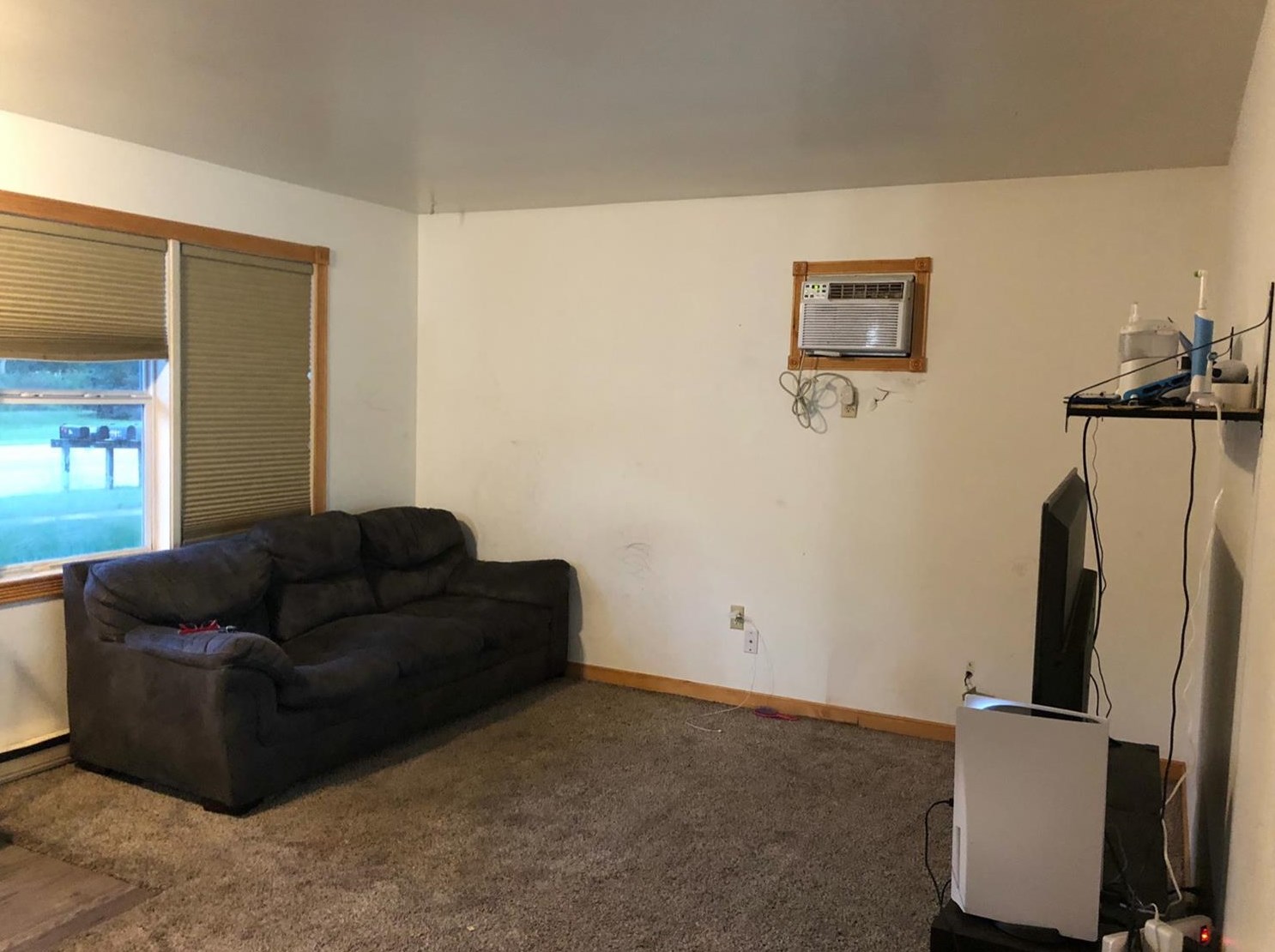 6860 Old Porter Rd, Portage, IN 46368