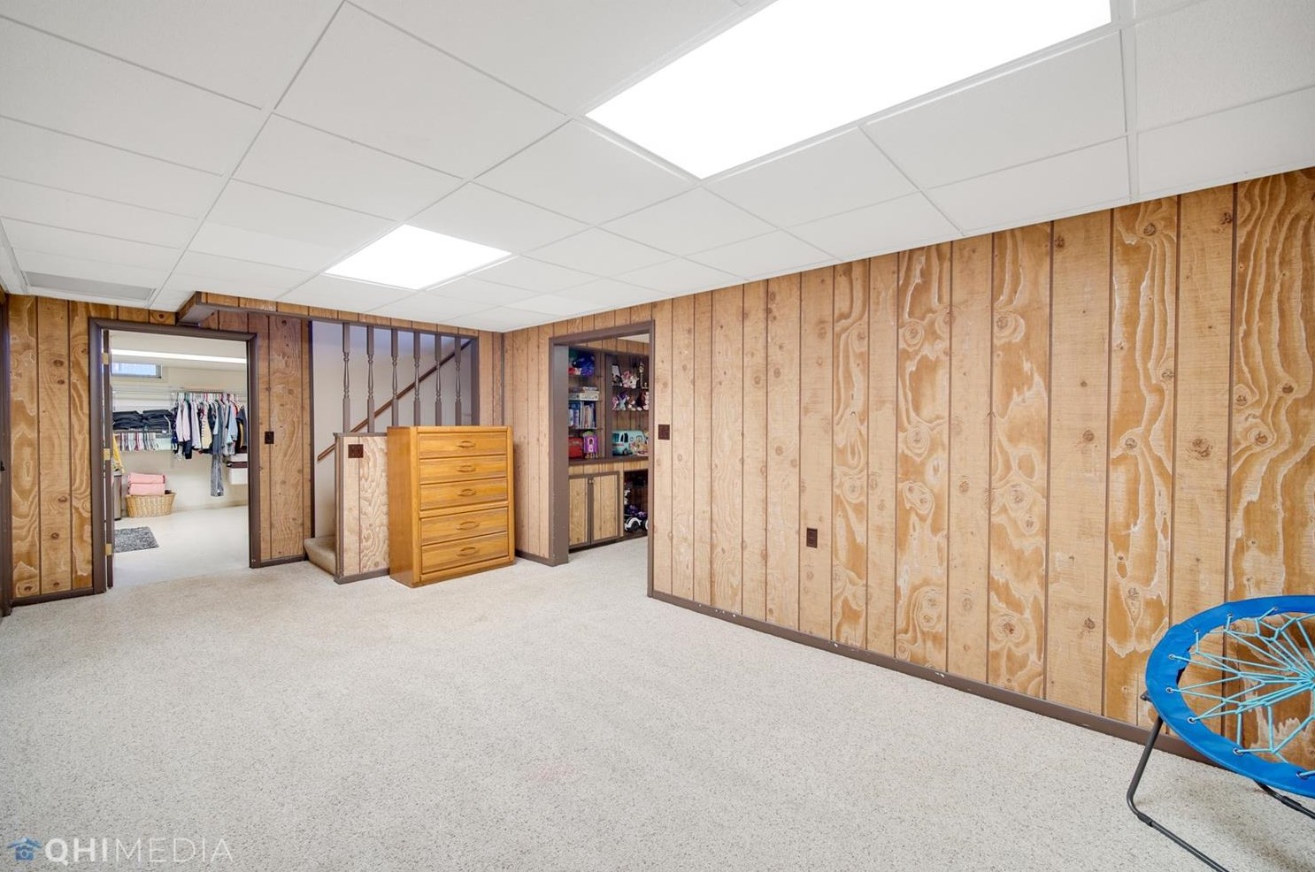 518 Oxford Cir, Griffith IN  46319-3051 exterior