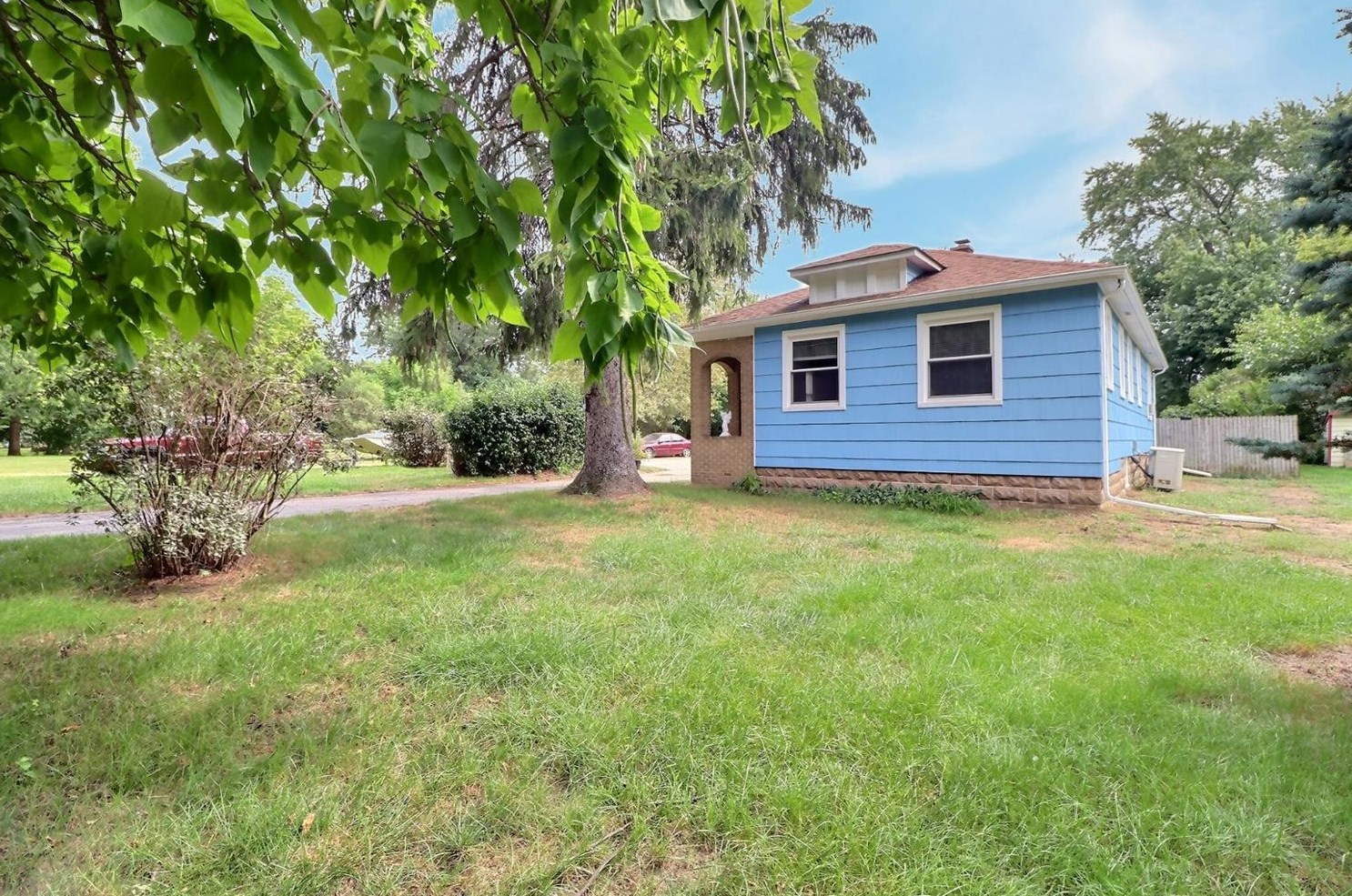 1821 Elm St, Griffith, IN 46319-2862