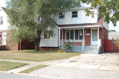 7212 McLaughlin Avenue - Photo 1