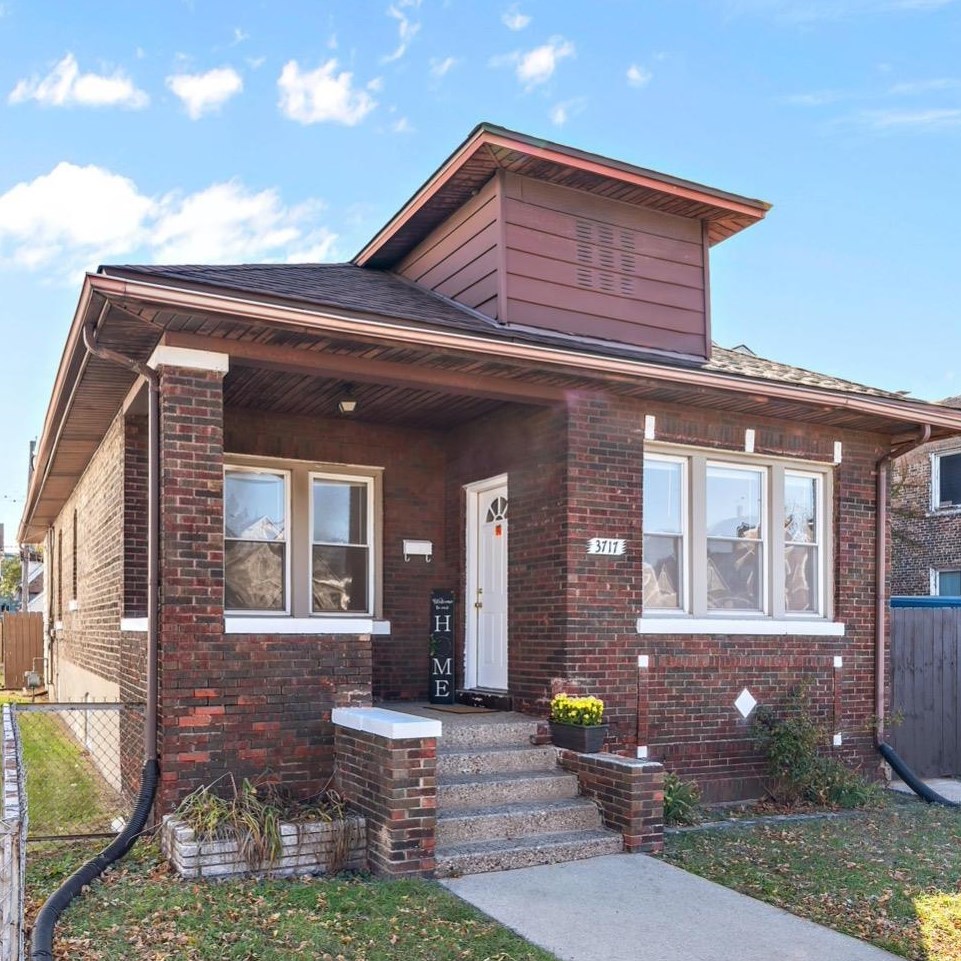 3717 Hemlock St, East Chicago, IN 46312