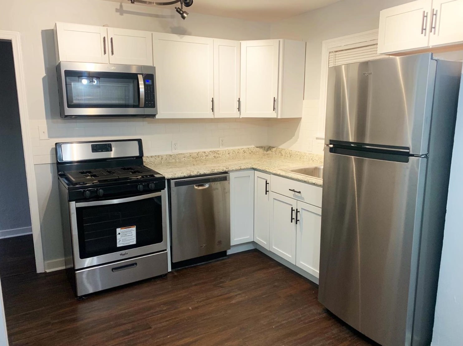 3048 Kenwood St, Hammond, IN 46323