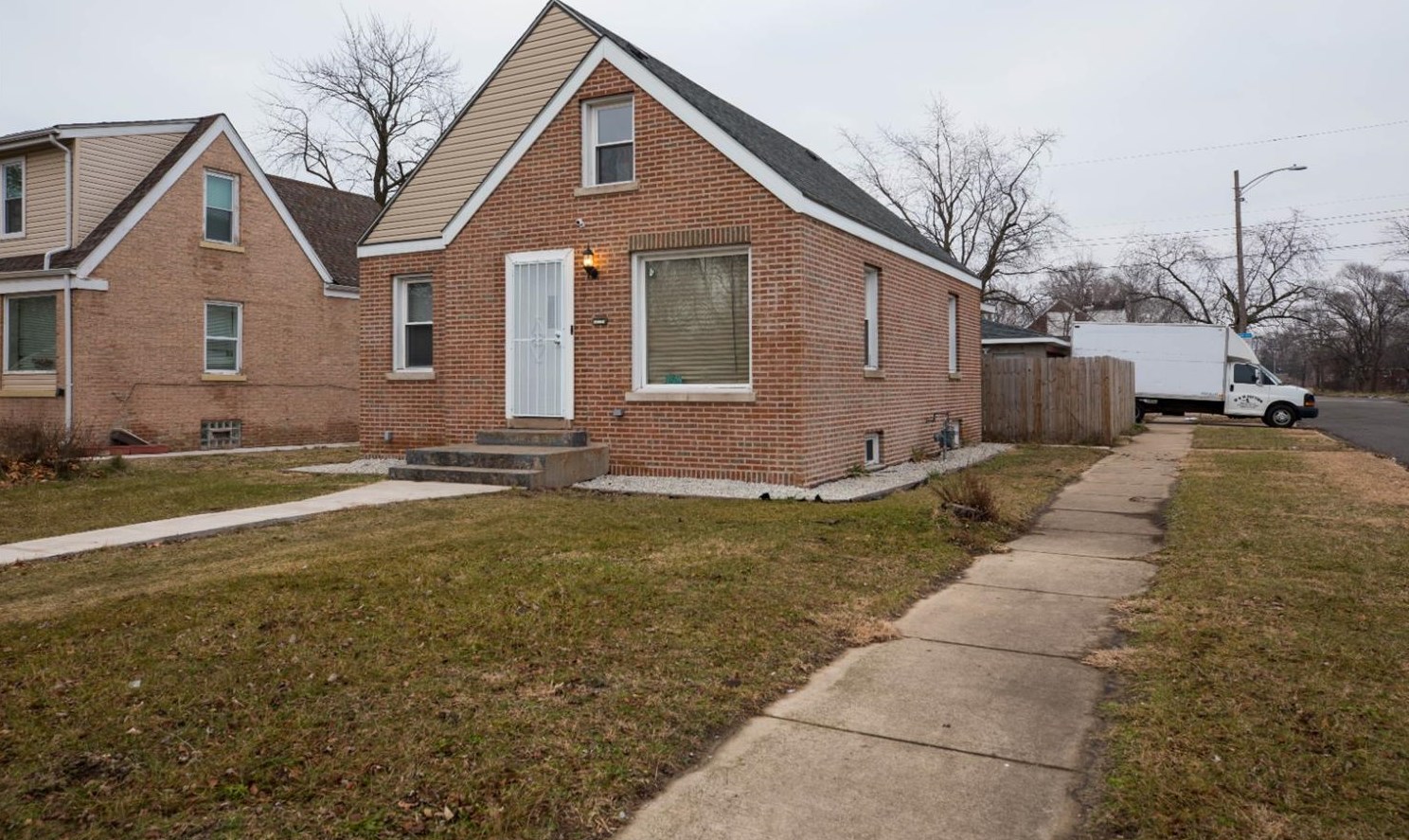 697 Louisiana St, Gary, IN 46402