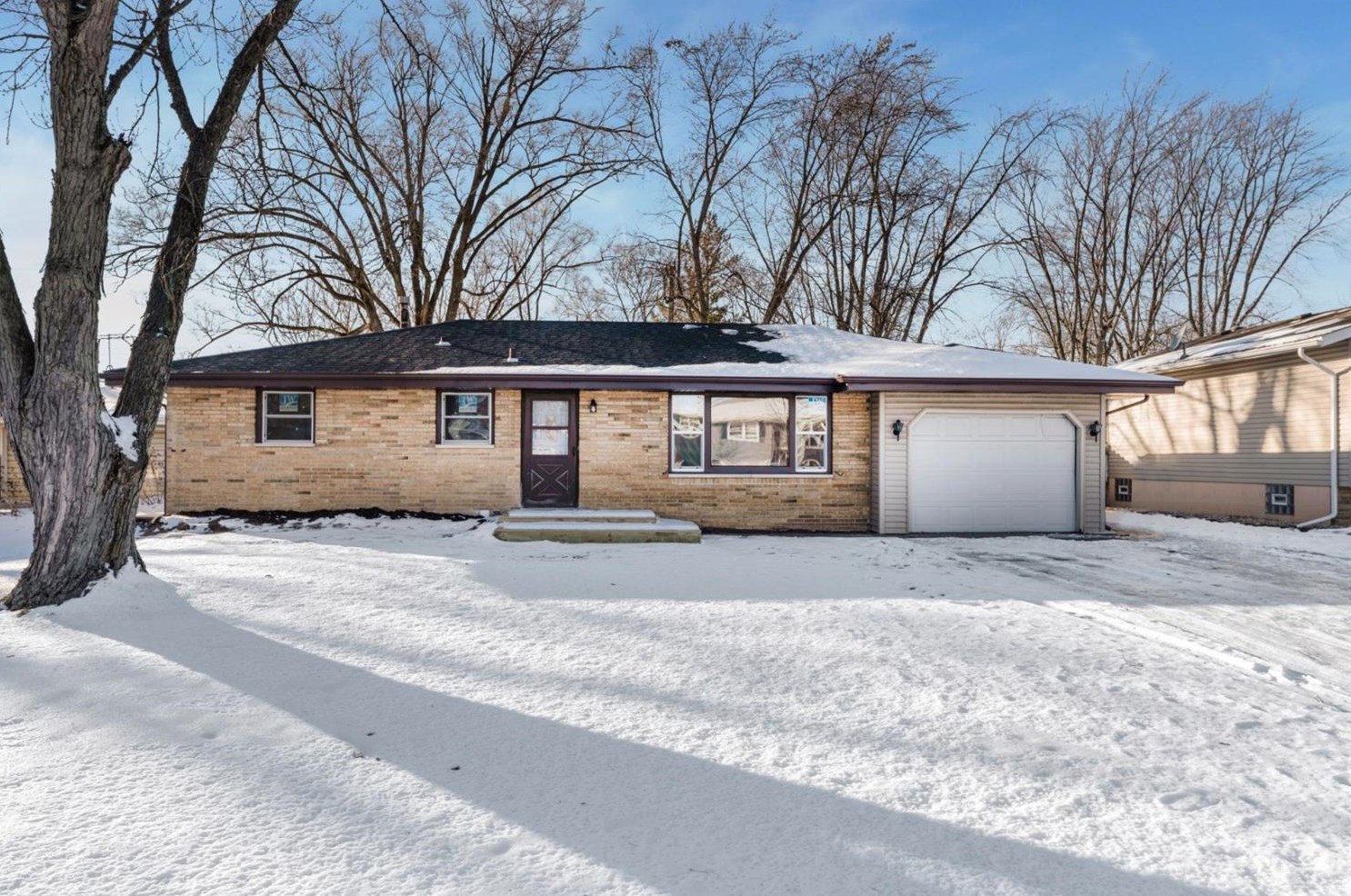 5960 Roosevelt Pl, Gary, IN 46410