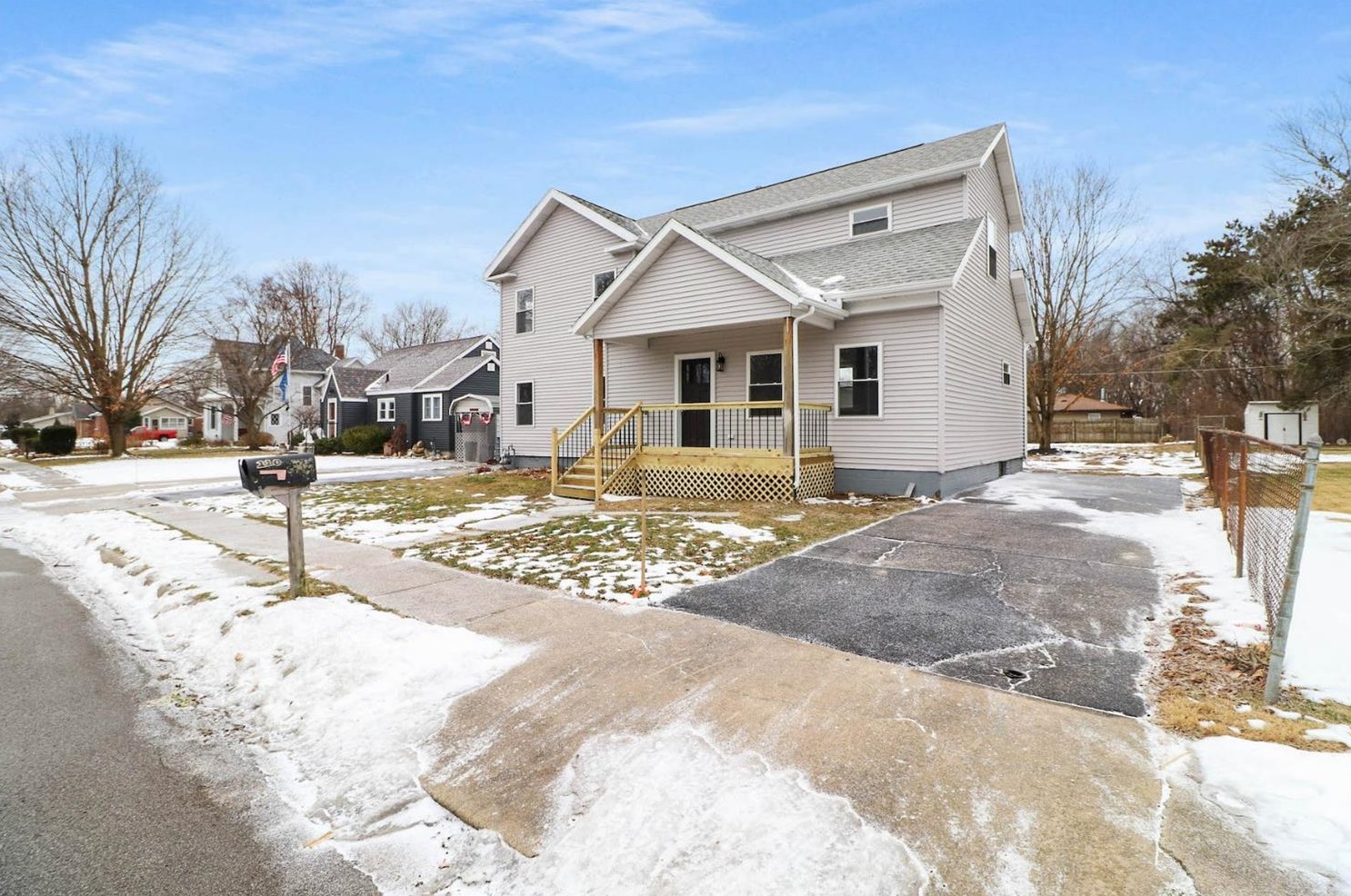 110 Farrand Ave, La Porte, IN 46350