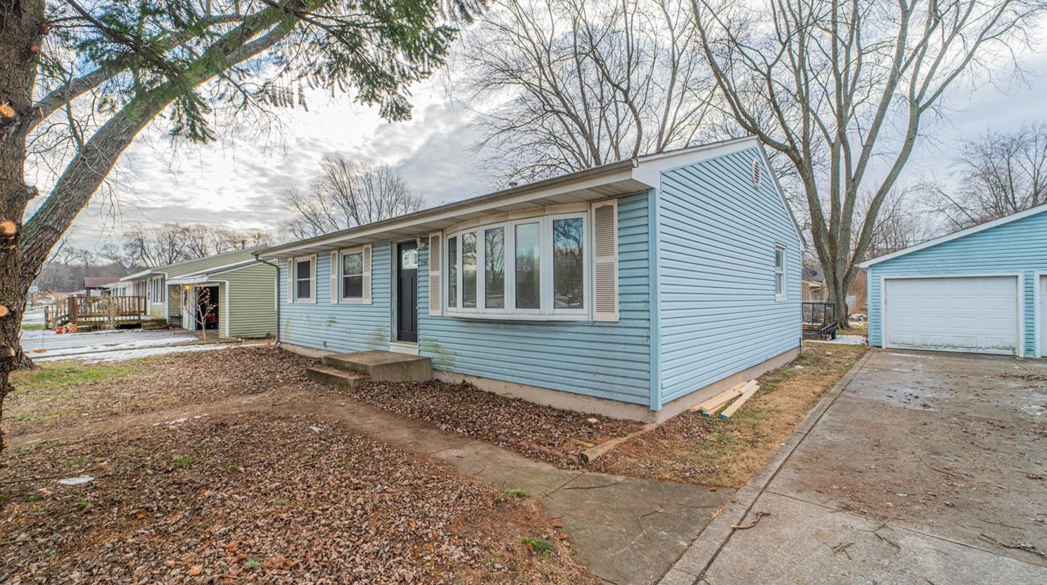 5789 Springfield Ave, Portage, IN 46368