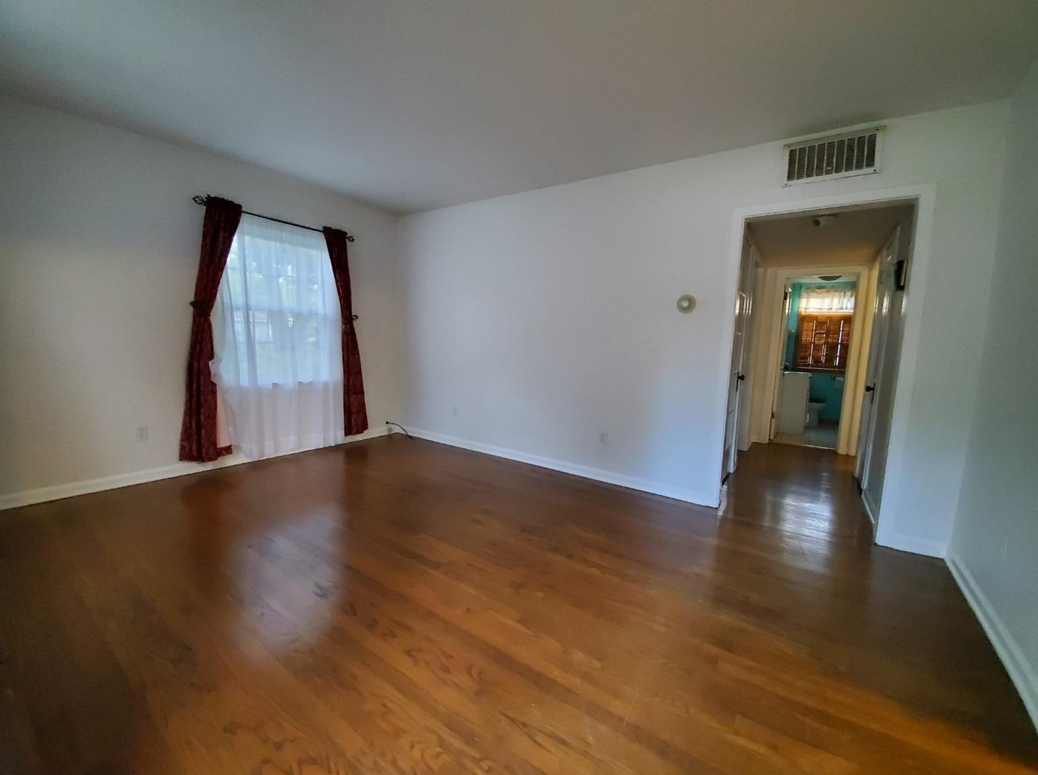 9042 Revere Ct, Hammond, IN 46321