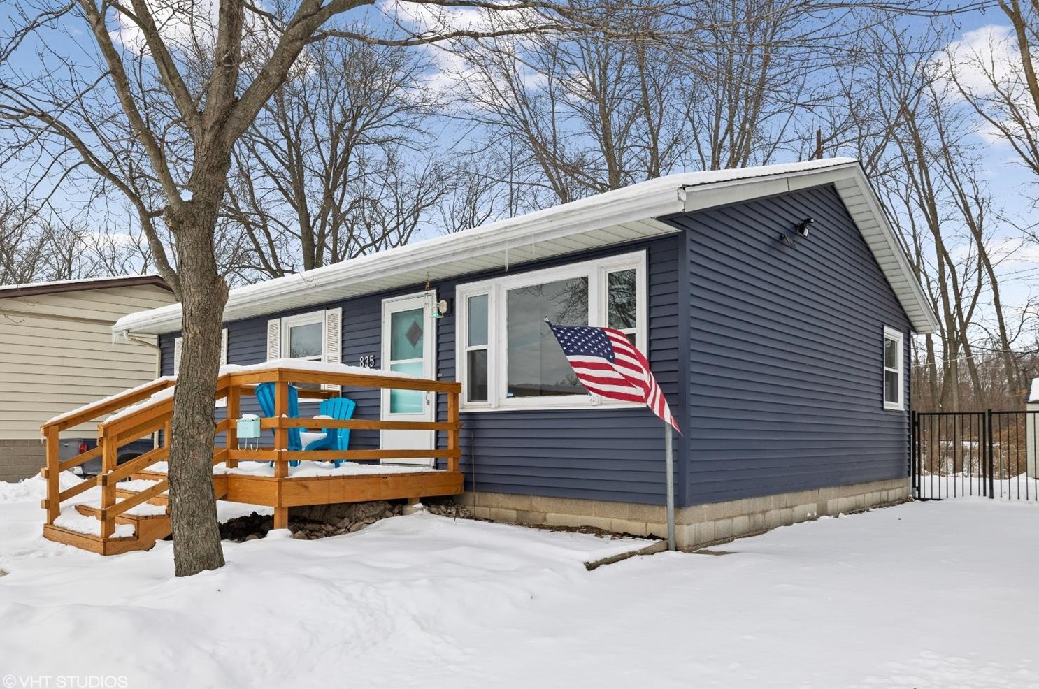 835 Henry St, Michigan City, IN 46360-5926