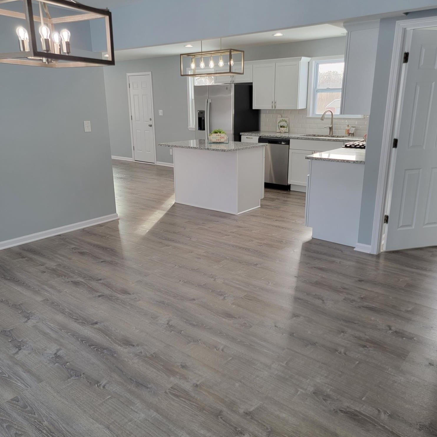 2343 42nd Ct, Gary, IN 46408-2329