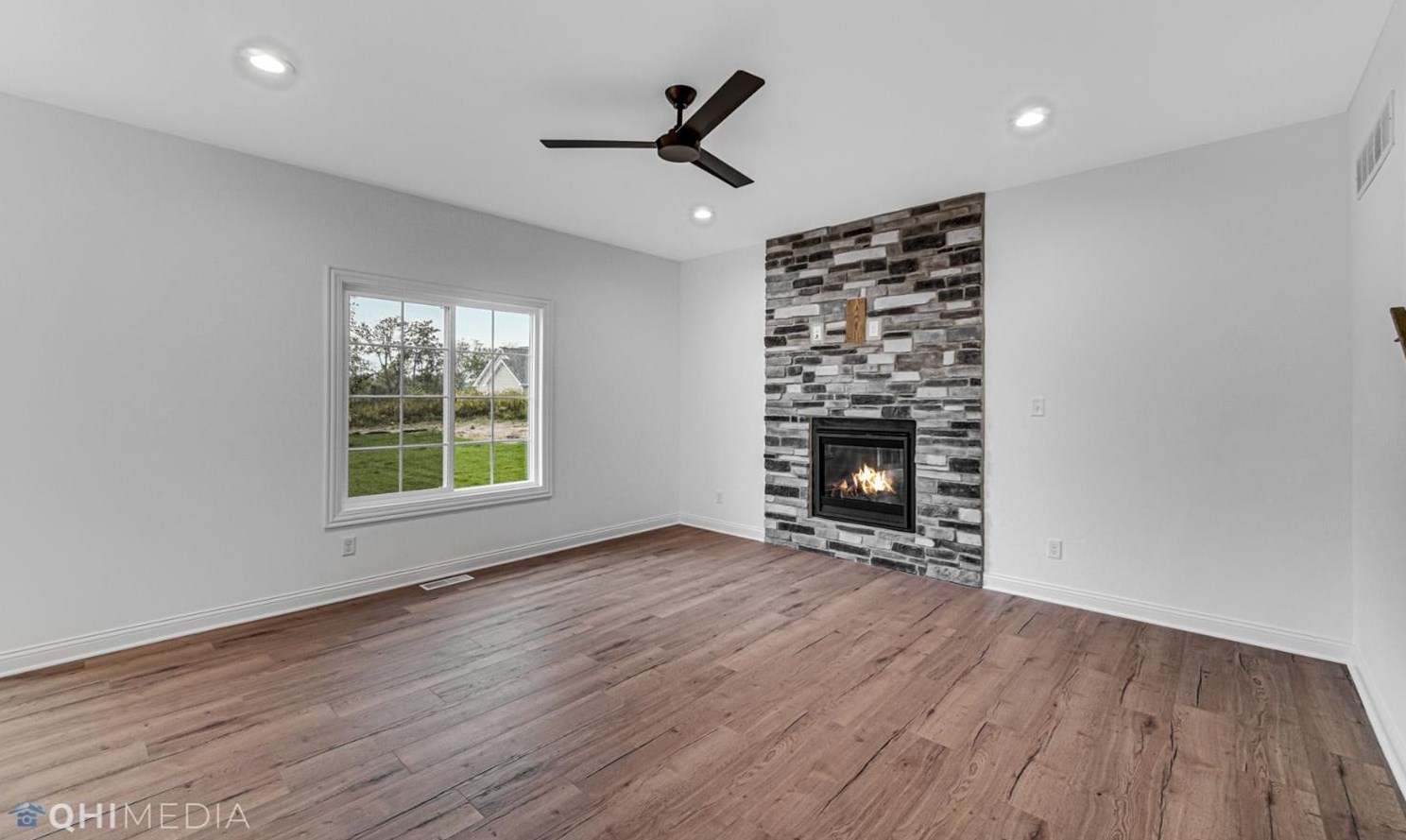 84 Bergamo E Ln, Crown Point, IN 46307