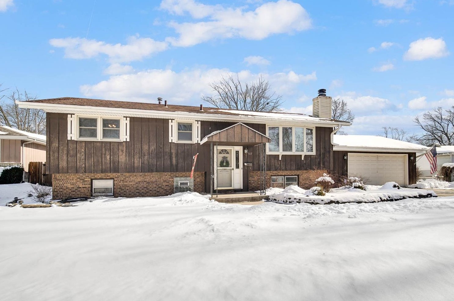 517 N Wheeler St, Griffith, IN 46319