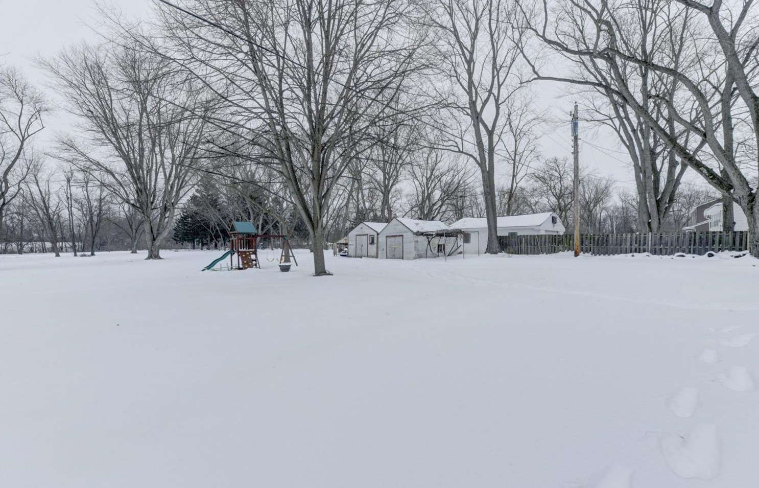 2902 73rd Ave, Gary IN  46410-0037 exterior