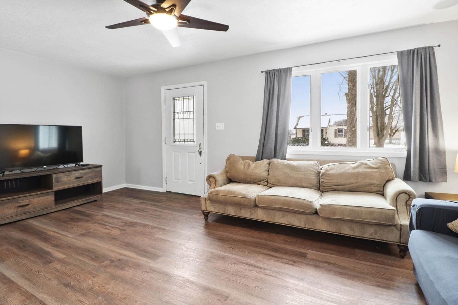 213 Cedar St, Crown Point, IN 46307