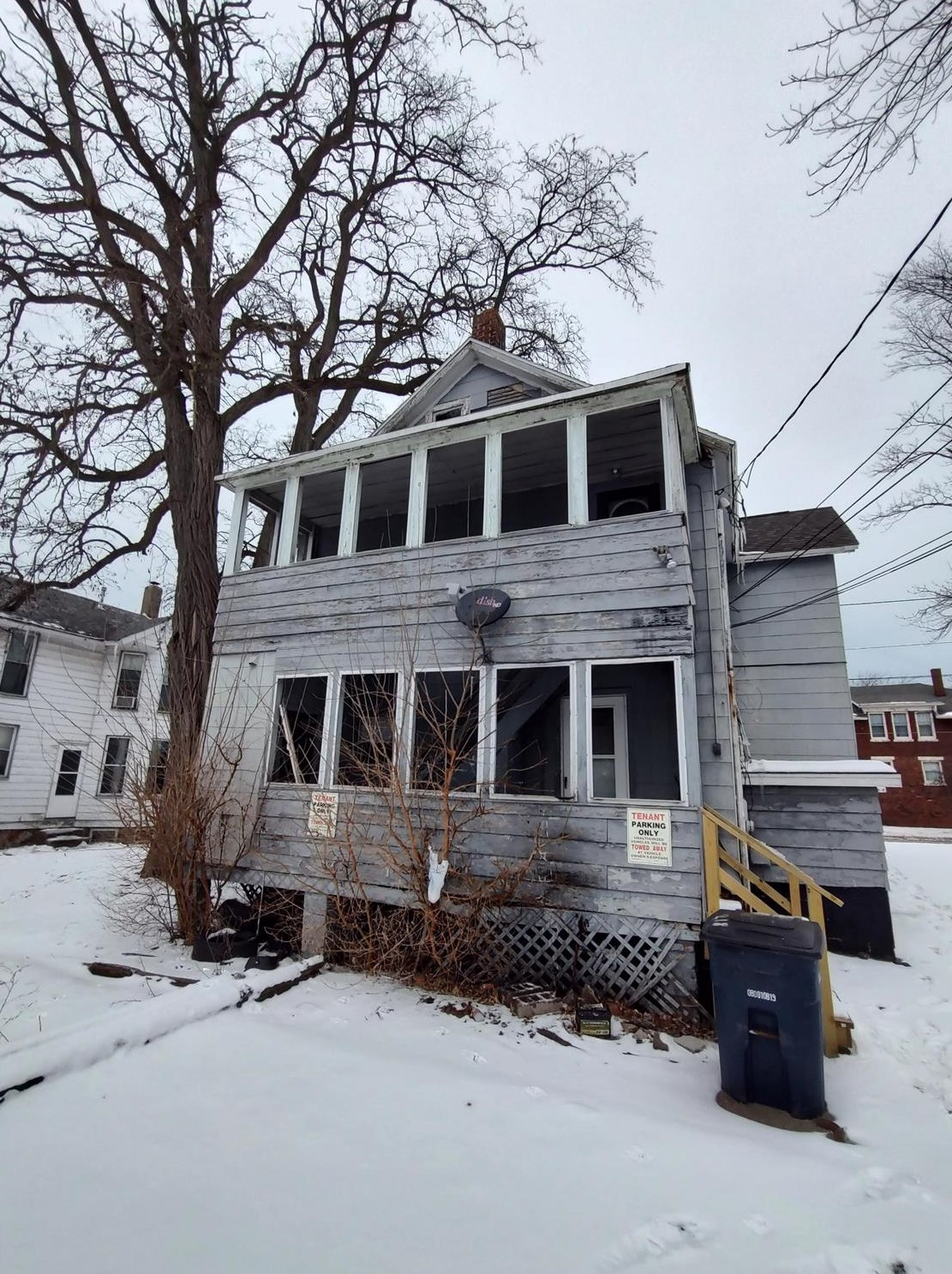 218 W 11th St, Michigan City, IN 46360