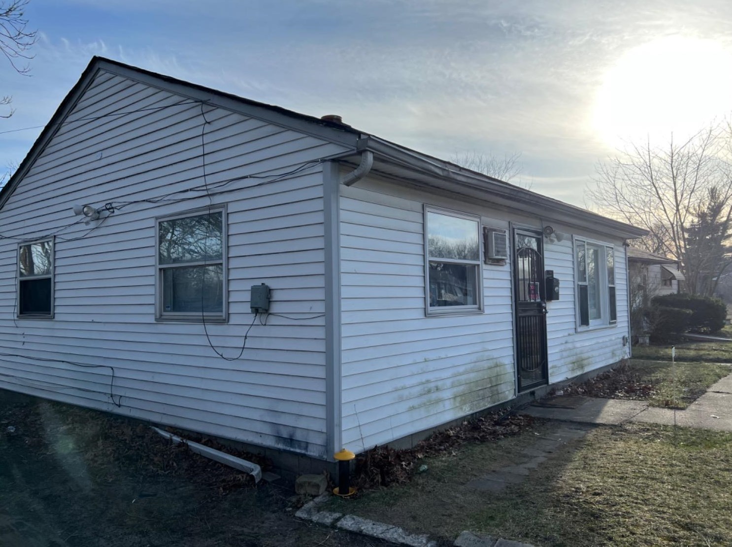 2825 W 21st Ave, Gary, IN 46404