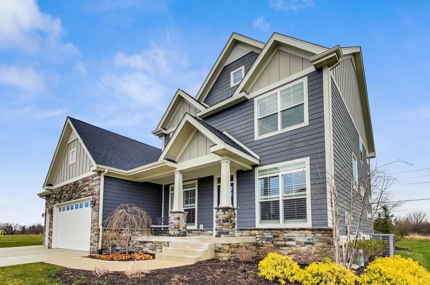 1201 Monterey Dr, Porter, IN 46304-9670