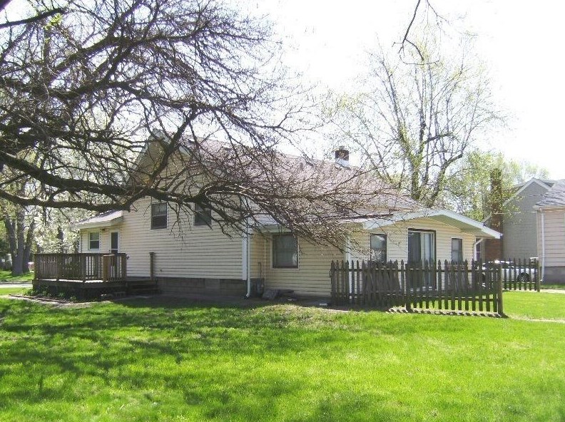 7212 Parrish Ave, Hammond, IN 46323