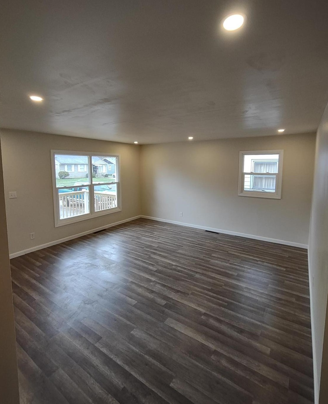 3961 Rhode Island St, Gary, IN 46409-1807