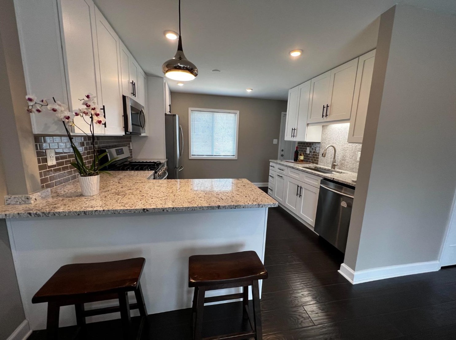 6950 E 3rd Ave, Gary, IN 46403