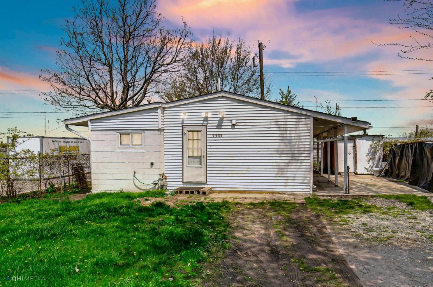 2131 Sherman St, Hammond, IN 46320