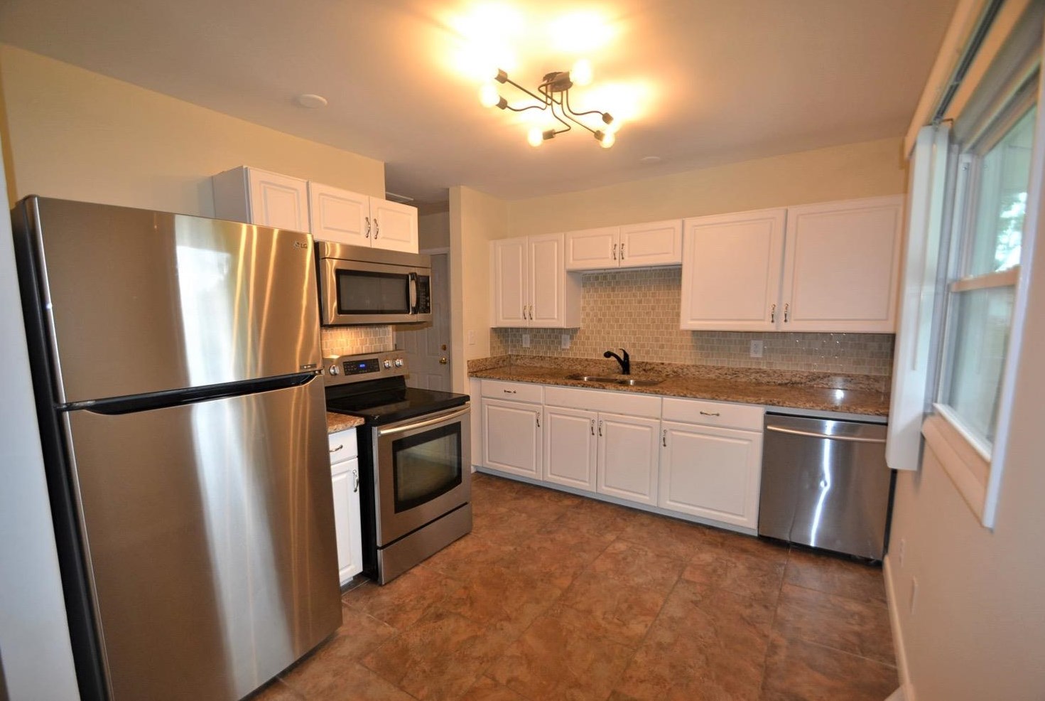2948 Elmwood St, Portage, IN 46368