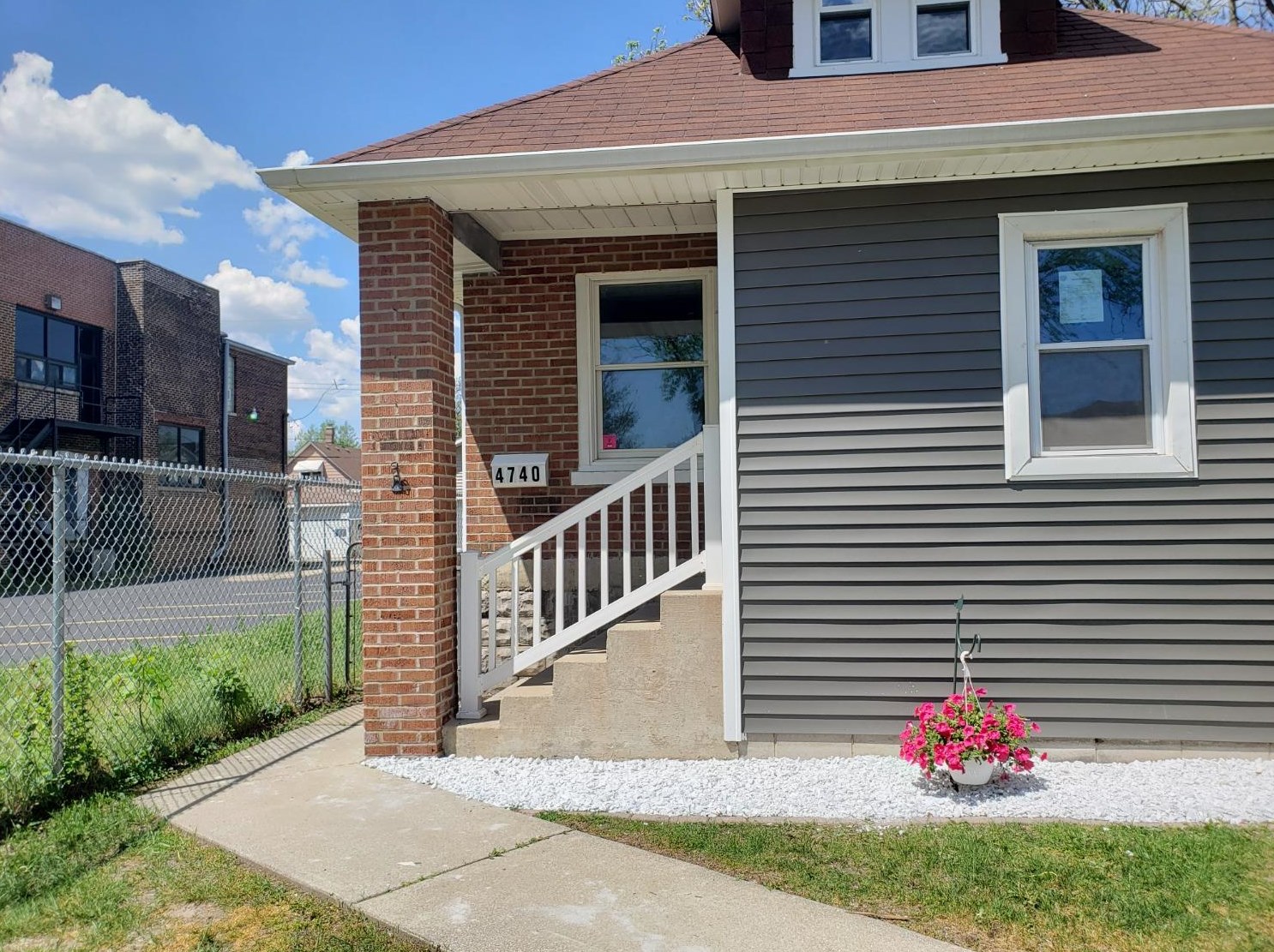 4740 Carey St, East Chicago, IN 46312-3509