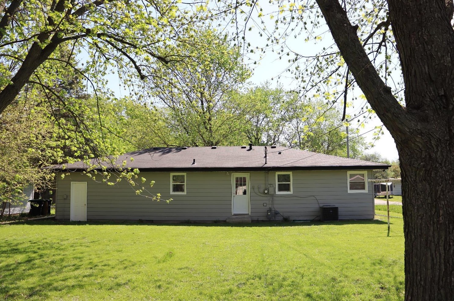 3310 Belmont St, Portage IN  46368-4716 exterior