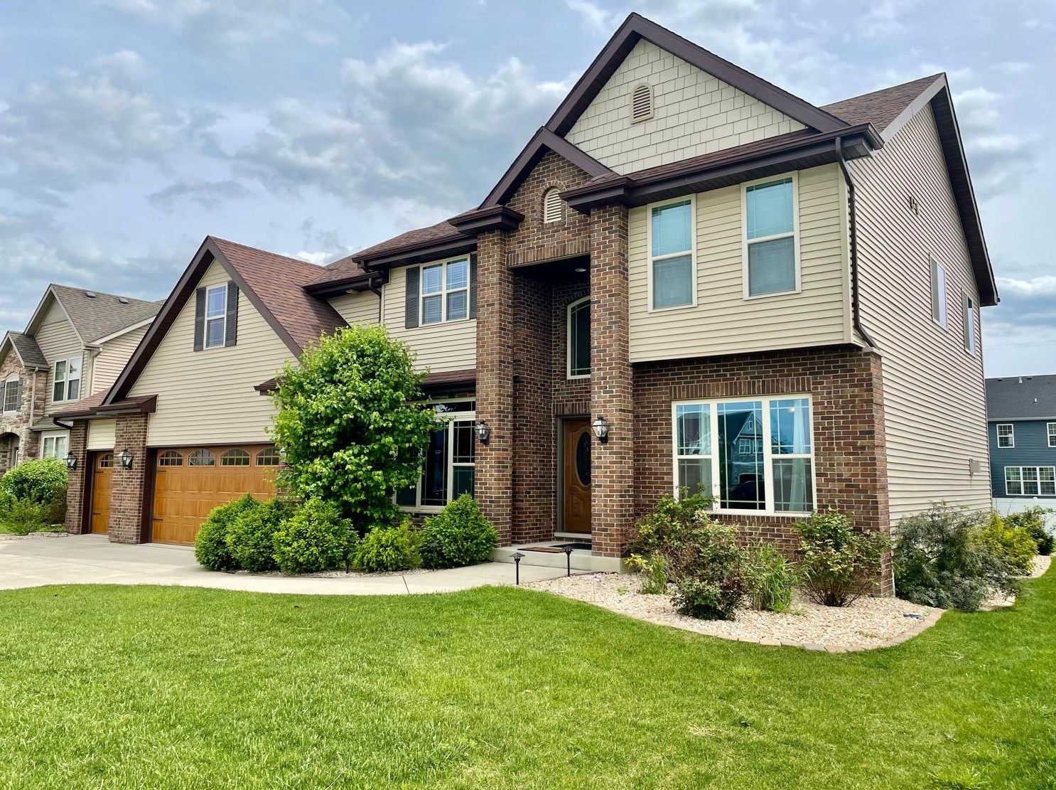 8335 W 101st Pl, Dyer, IN 46373