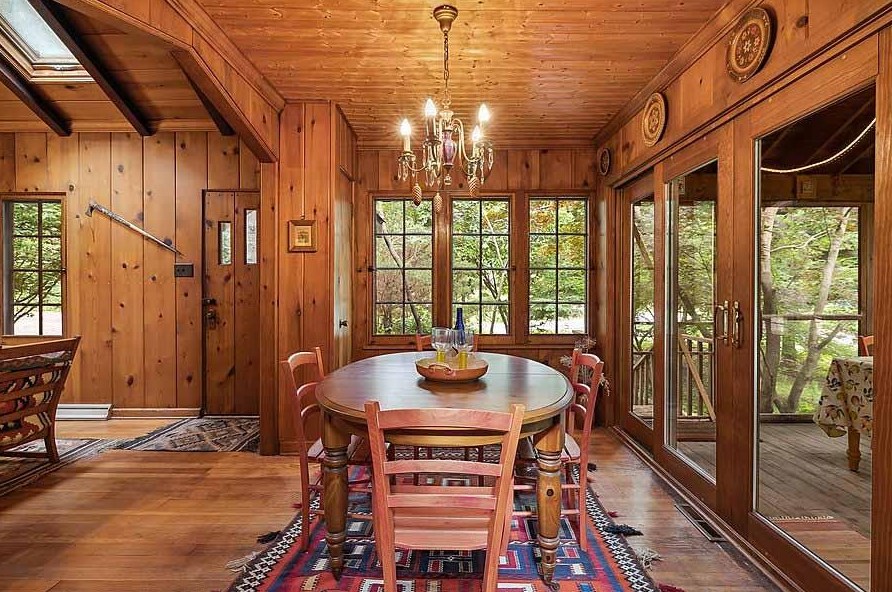 3822 Hiawatha Dr, Michigan City IN  46360-1118 exterior