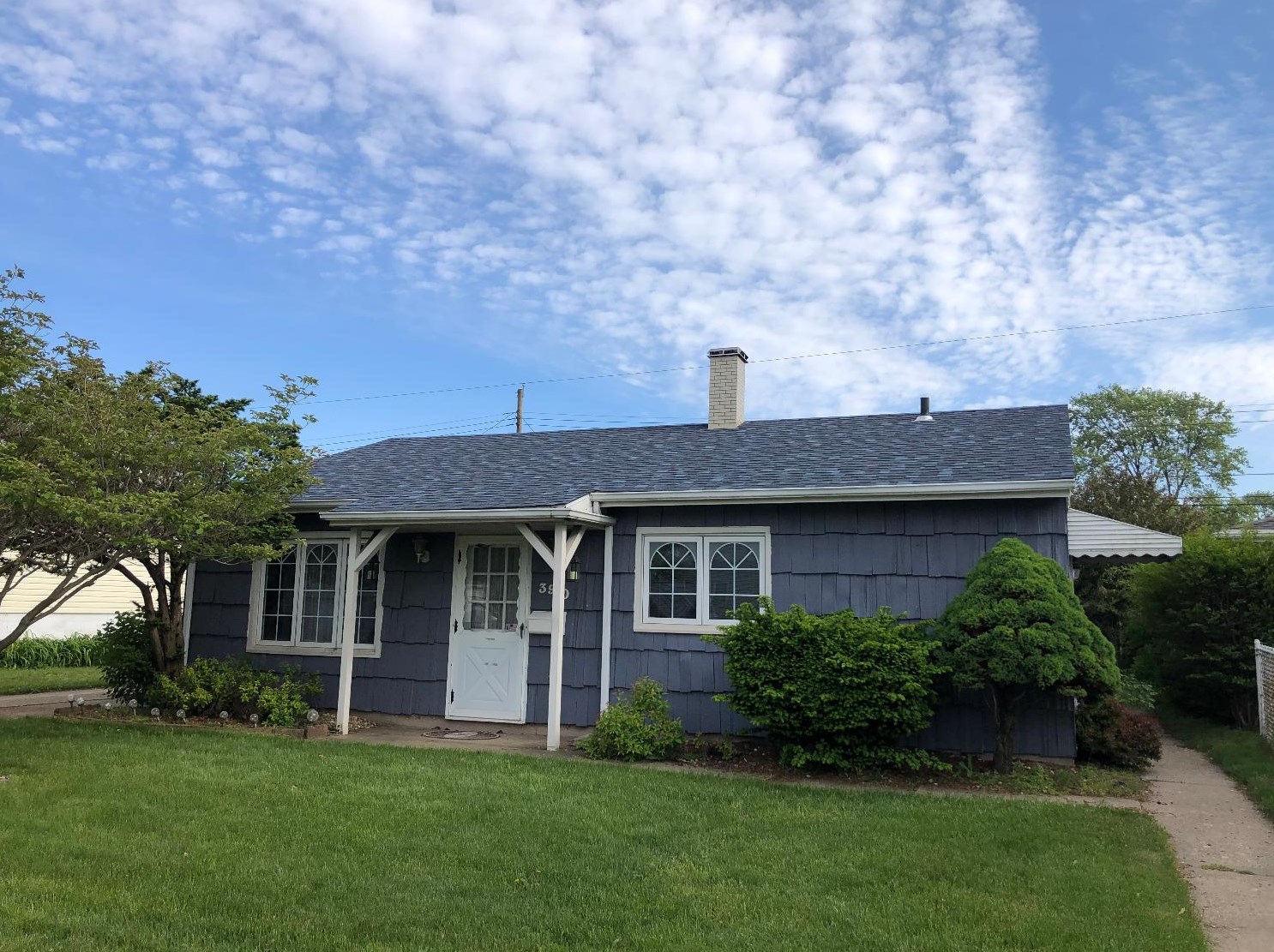 3910 Robinhood Ln, Hammond, IN 46323