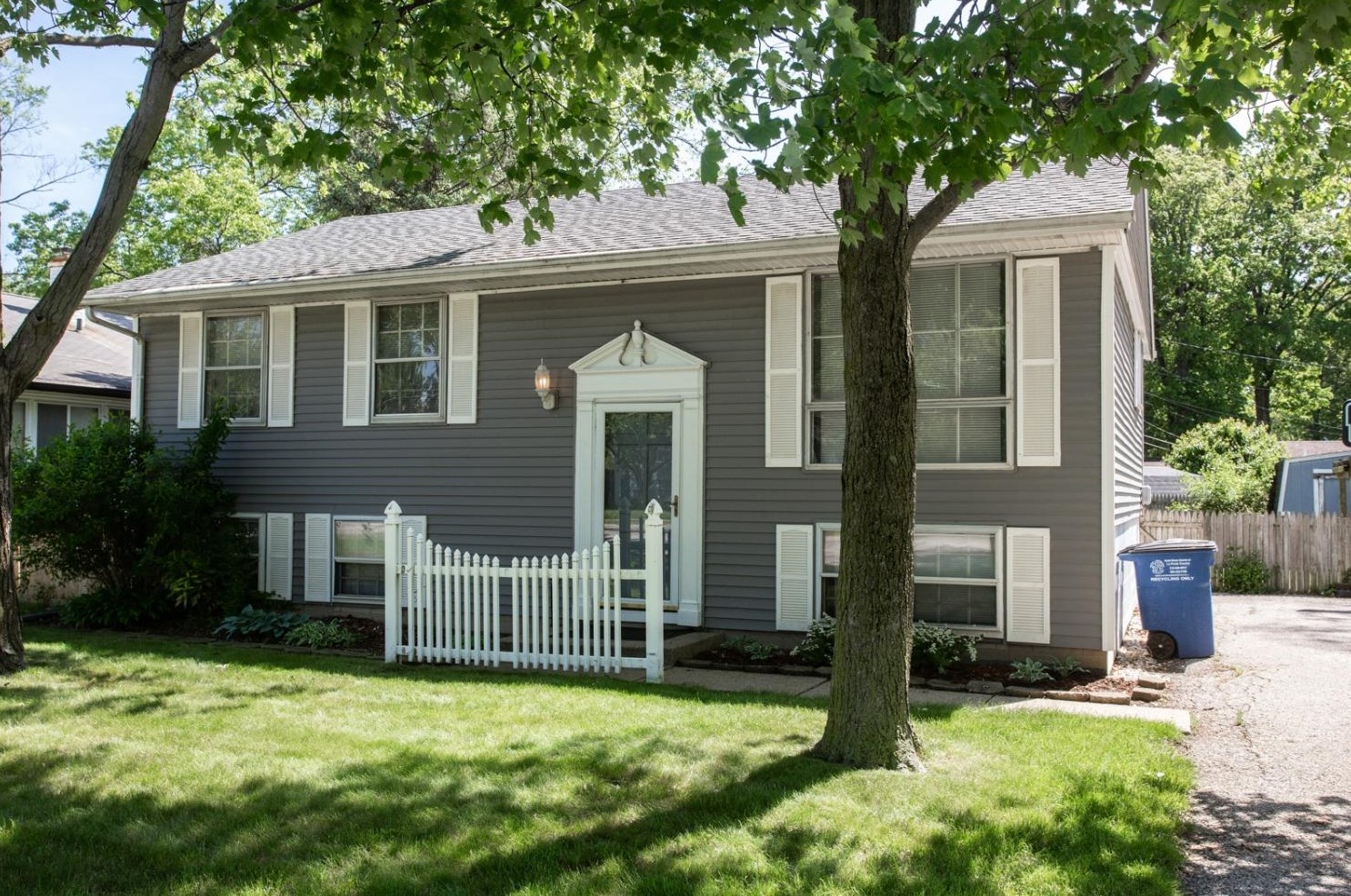 2806 Ohio St, Michigan City, IN 46360